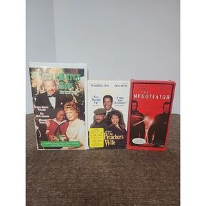 Vhs Lot 3 Movies Negotiator, Preacher's Wife, Little Match Girl